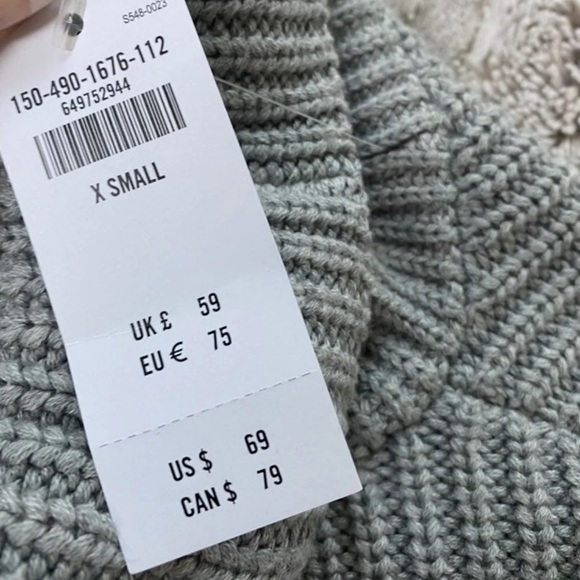 NWT❗️A&F Grey Ribbed Turtleneck Sweater - Picture 4 of 4